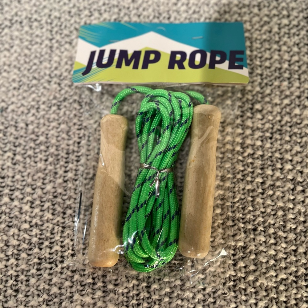 Jump Rope Green with Wooden Handles Brand New